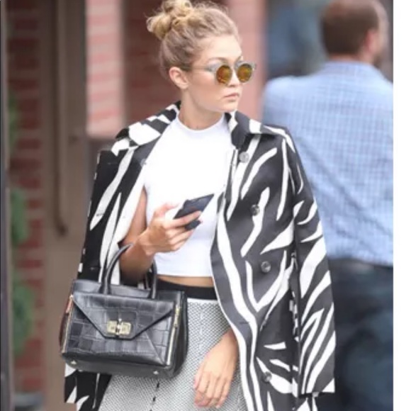 Diane Von Furstenberg DVF Secret Agent Tote Bag Purse Black Croc Embossed HTF - Picture 1 of 16